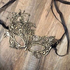 Brand new- Soft lace masquerade mask costume